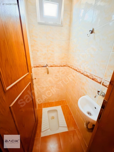 Sancaktepe Hastane Metro Yakın 110m2 Arakat 2+1 Daire Bacik — fotoğraf 11