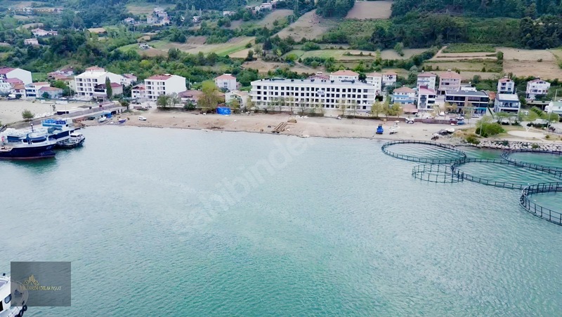 Yıldırım Emlak'tan Yakakent'te Denize Sıfır 1+1 Daire — fotoğraf 7