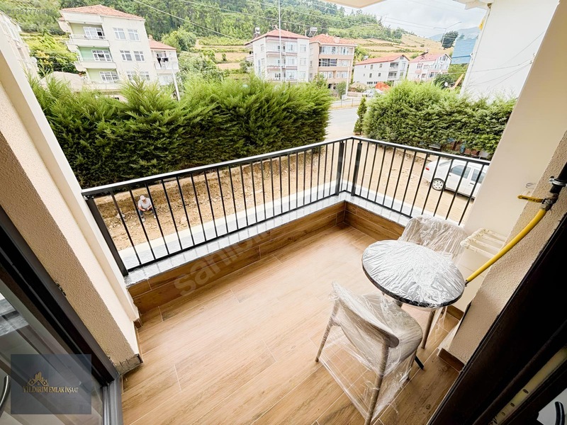Yıldırım Emlak'tan Yakakent'te Denize Sıfır 1+1 Daire — fotoğraf 15