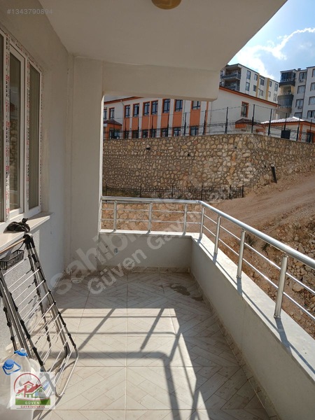 Erdemoğlu Mahallesinde Kiralık 2+1 Daire — fotoğraf 2