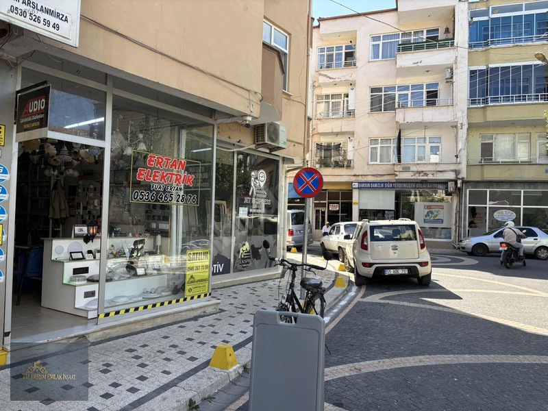 Yıldırım Emlak'tan Cumhuriyet Mahallesi Satılık 38 M2 Dükkan — fotoğraf 4
