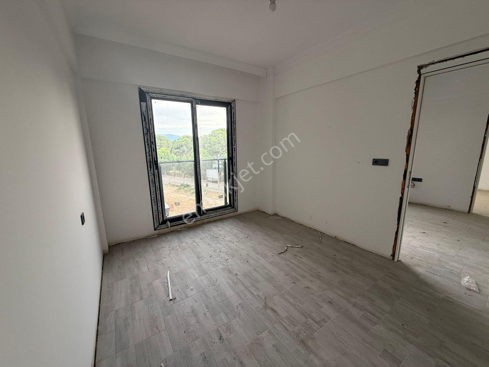Acil Satılık !!! Sümer Mahallesi’nde Yatırım Ve Yaşam Fırsatı / Site İçi, Havuzlu, Sıfır 2+0 Arakat — fotoğraf 8
