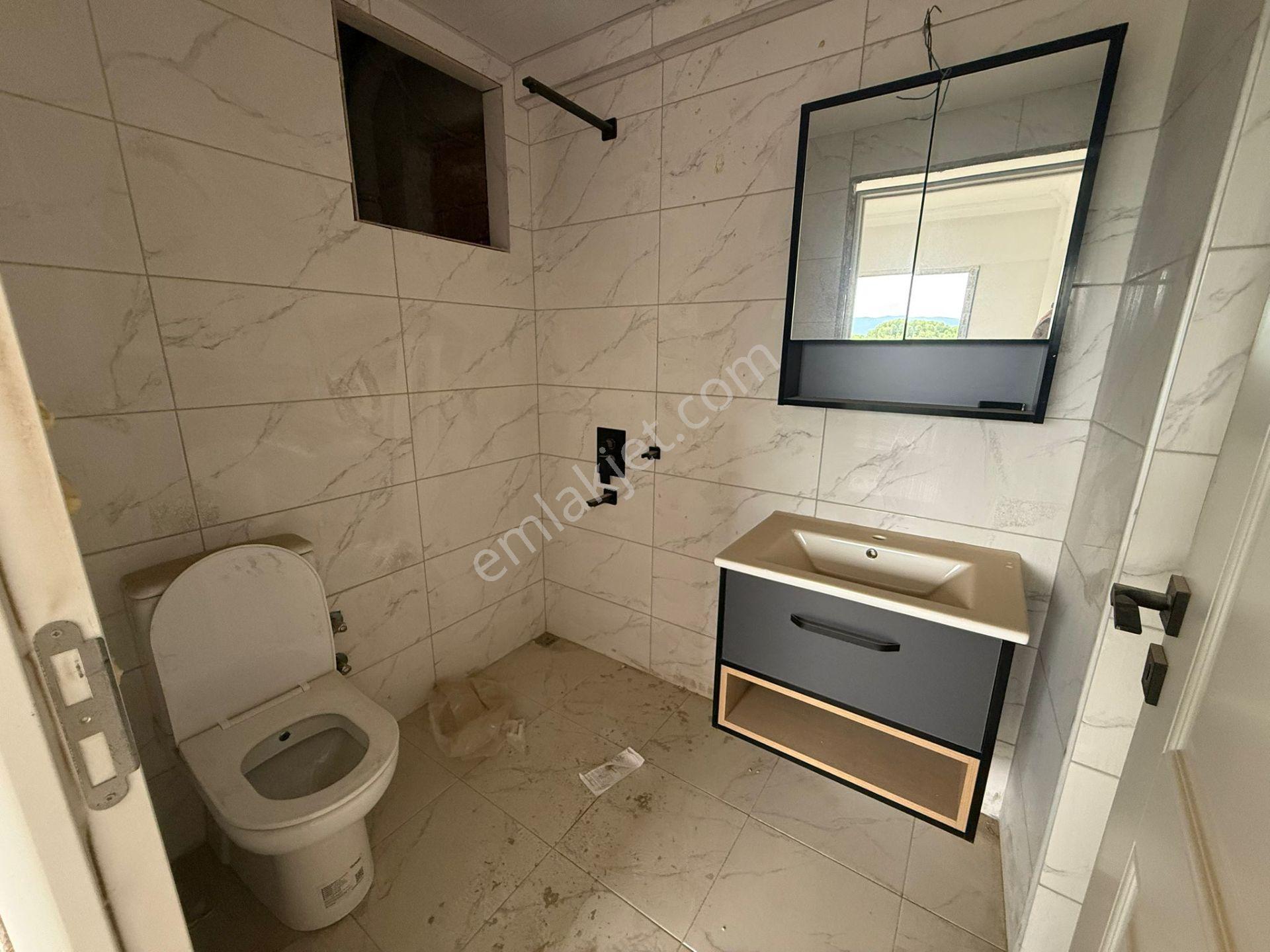 Acil Satılık !!! Sümer Mahallesi’nde Yatırım Ve Yaşam Fırsatı / Site İçi, Havuzlu, Sıfır 2+0 Arakat — fotoğraf 16