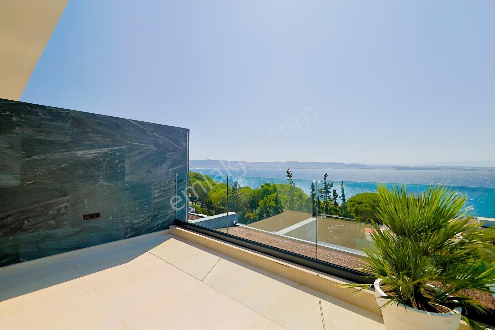 Çeşme Ardıç Havuzlu Kapalı Otoparklı Deniz Manzaralı 5+1 Villa — fotoğraf 20