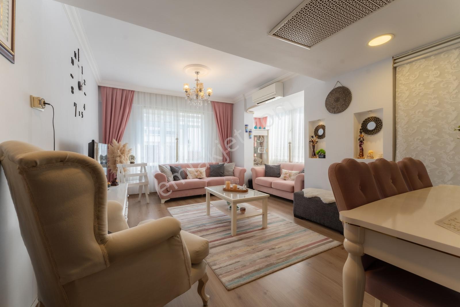 Select'ten Kemeraltı'nda Satılık Tek Tapuda İki Daire — fotoğraf 2