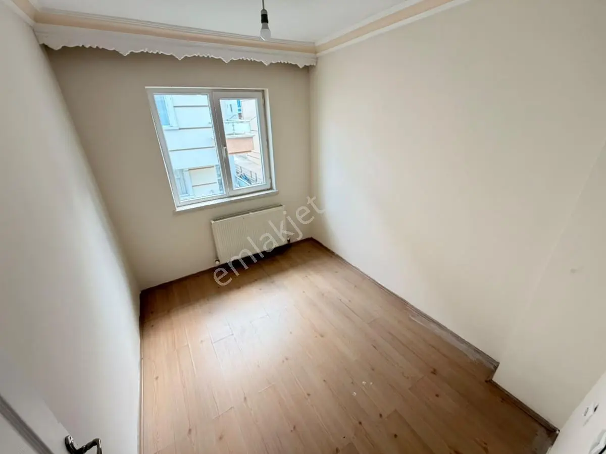 Sincan Pınarbaşı Mah 3+1 Katta Bağımsız 13 Yıllık Daire — fotoğraf 10