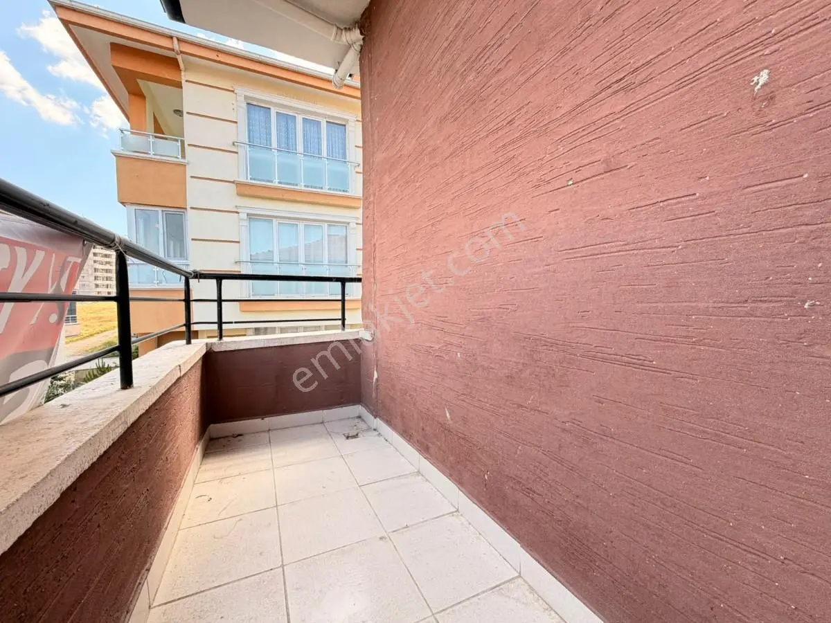 Sincan Pınarbaşı Mah 3+1 Katta Bağımsız 13 Yıllık Daire — fotoğraf 28