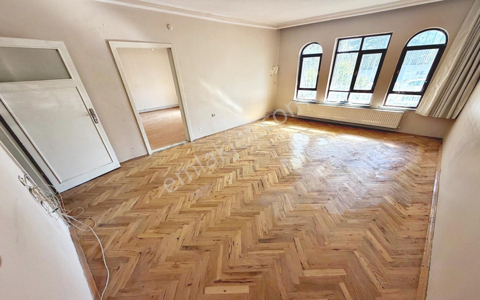 Pınarbaşı'nda Aşıkpaşa Cadde Yakını Kat Konumunda Ön Cephe 2+1 — fotoğraf 3