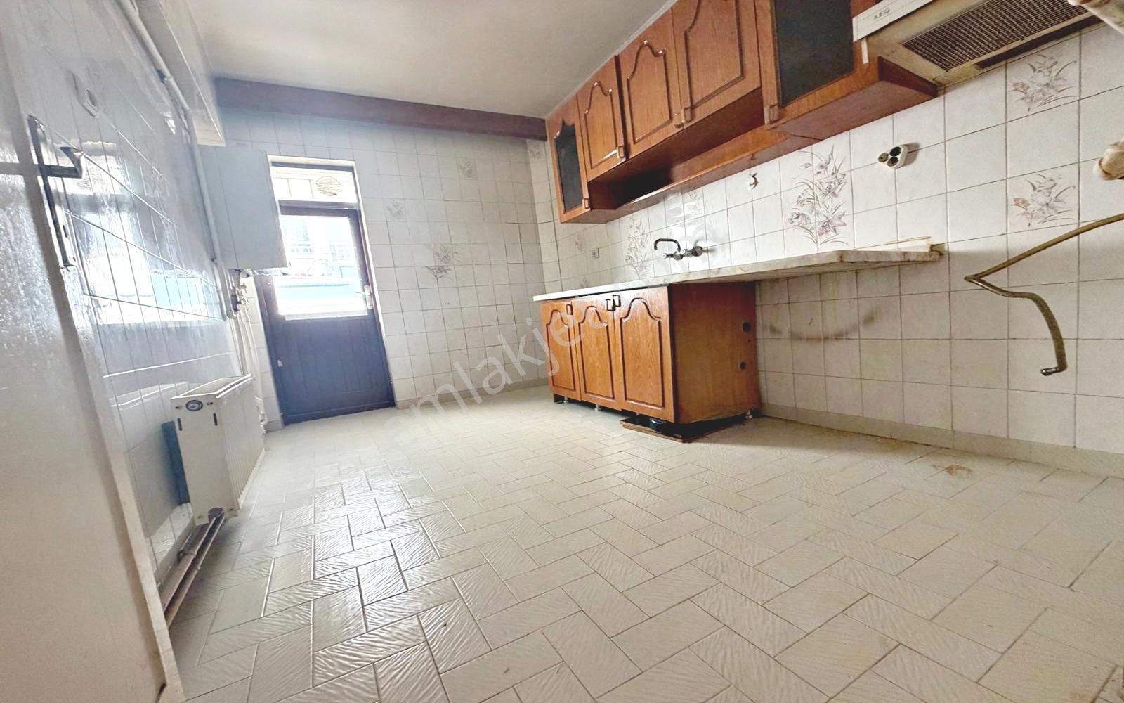 Pınarbaşı'nda Aşıkpaşa Cadde Yakını Kat Konumunda Ön Cephe 2+1 — fotoğraf 10