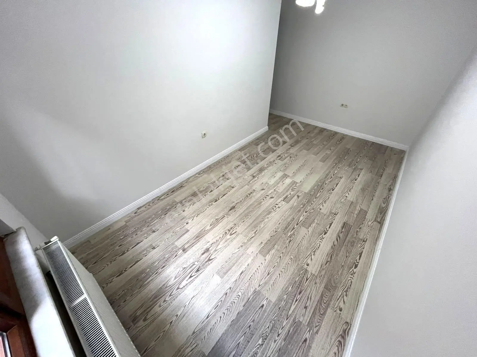 Gümüş'den Akçay'da Ön Cephe Arakat Şık Tasarımlı Kombili 2+1 Daire! — fotoğraf 16