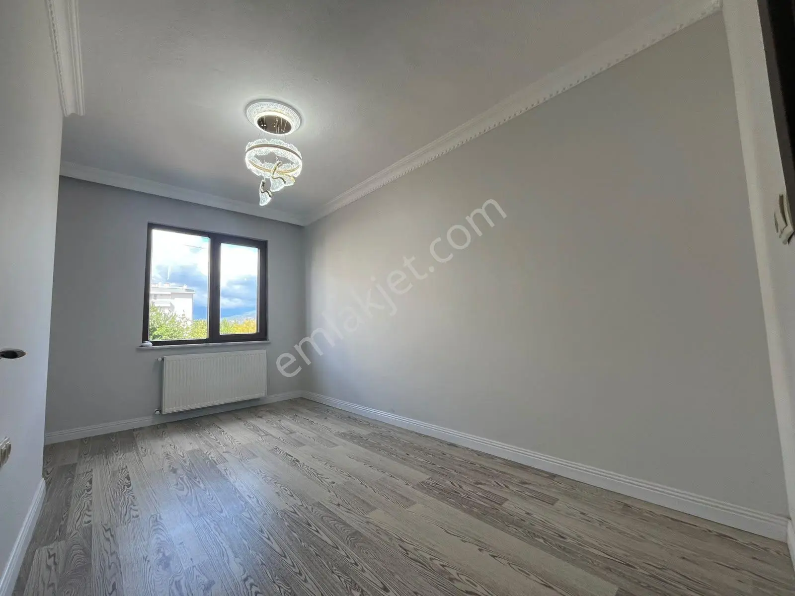 Gümüş'den Akçay'da Ön Cephe Arakat Şık Tasarımlı Kombili 2+1 Daire! — fotoğraf 29