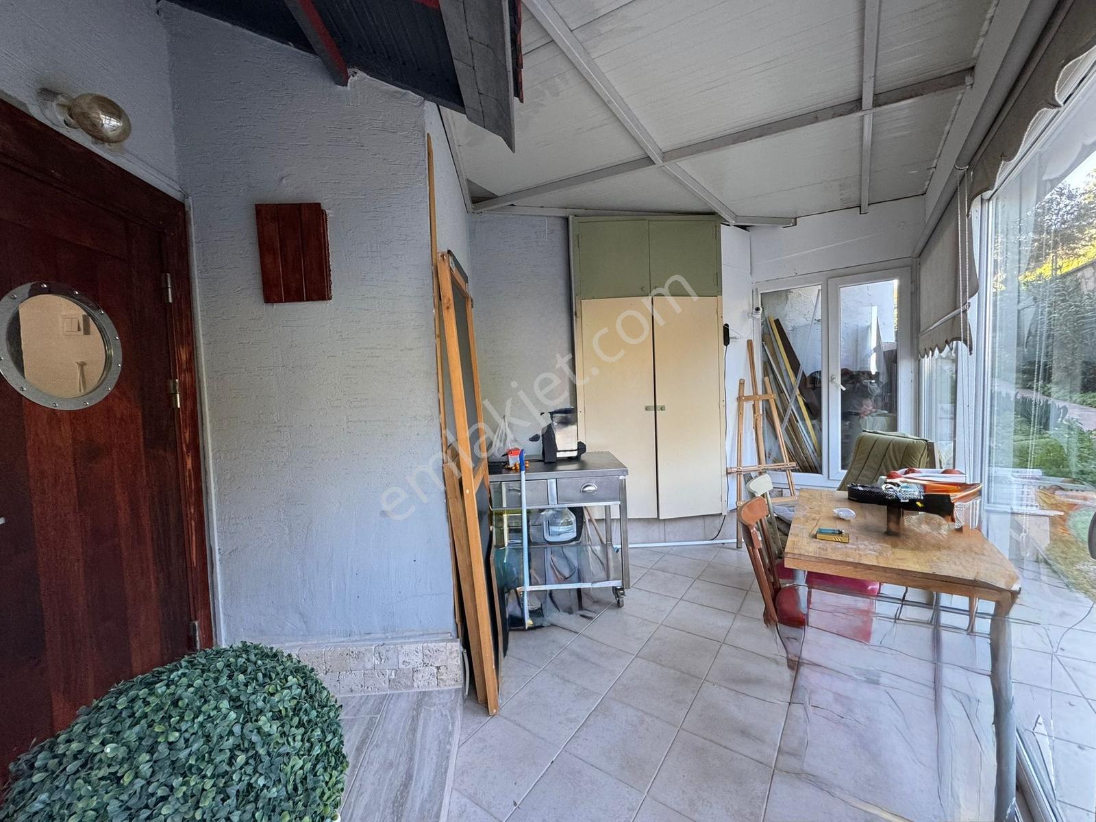 Yeni Foça Petra Koyu'nda Muhteşem Manzaralı Triplex Villa — fotoğraf 24