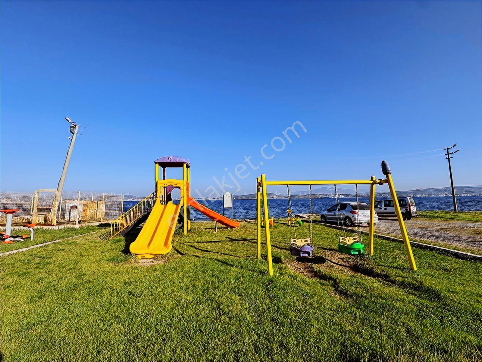 Yeni Foça Petra Koyu'nda Muhteşem Manzaralı Triplex Villa — fotoğraf 33