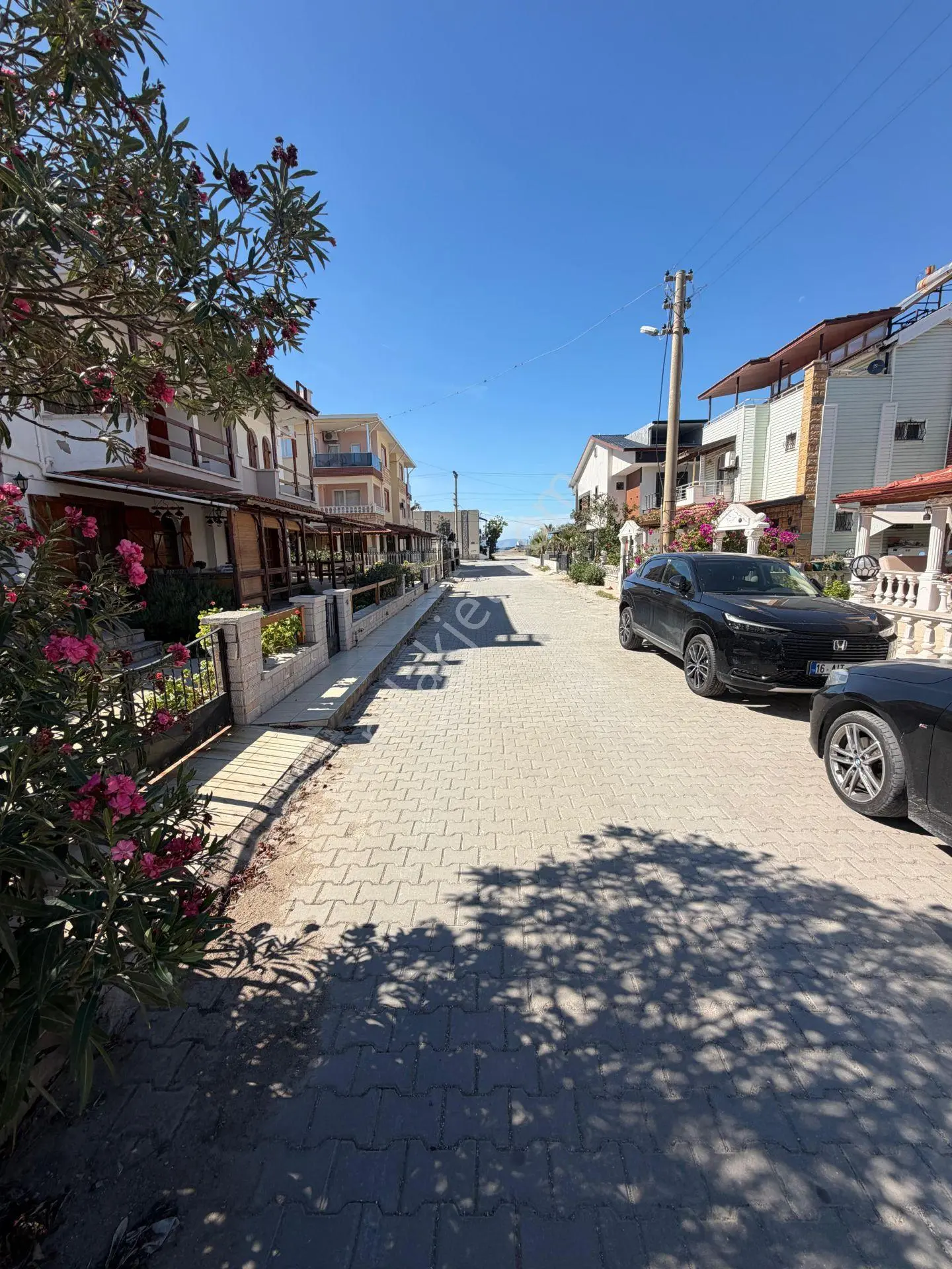 Dikili'de İkiz Nizam Denize 50 Metre Mesafede Bahçeli Villa Ümmetoğlu'ndan — fotoğraf 7