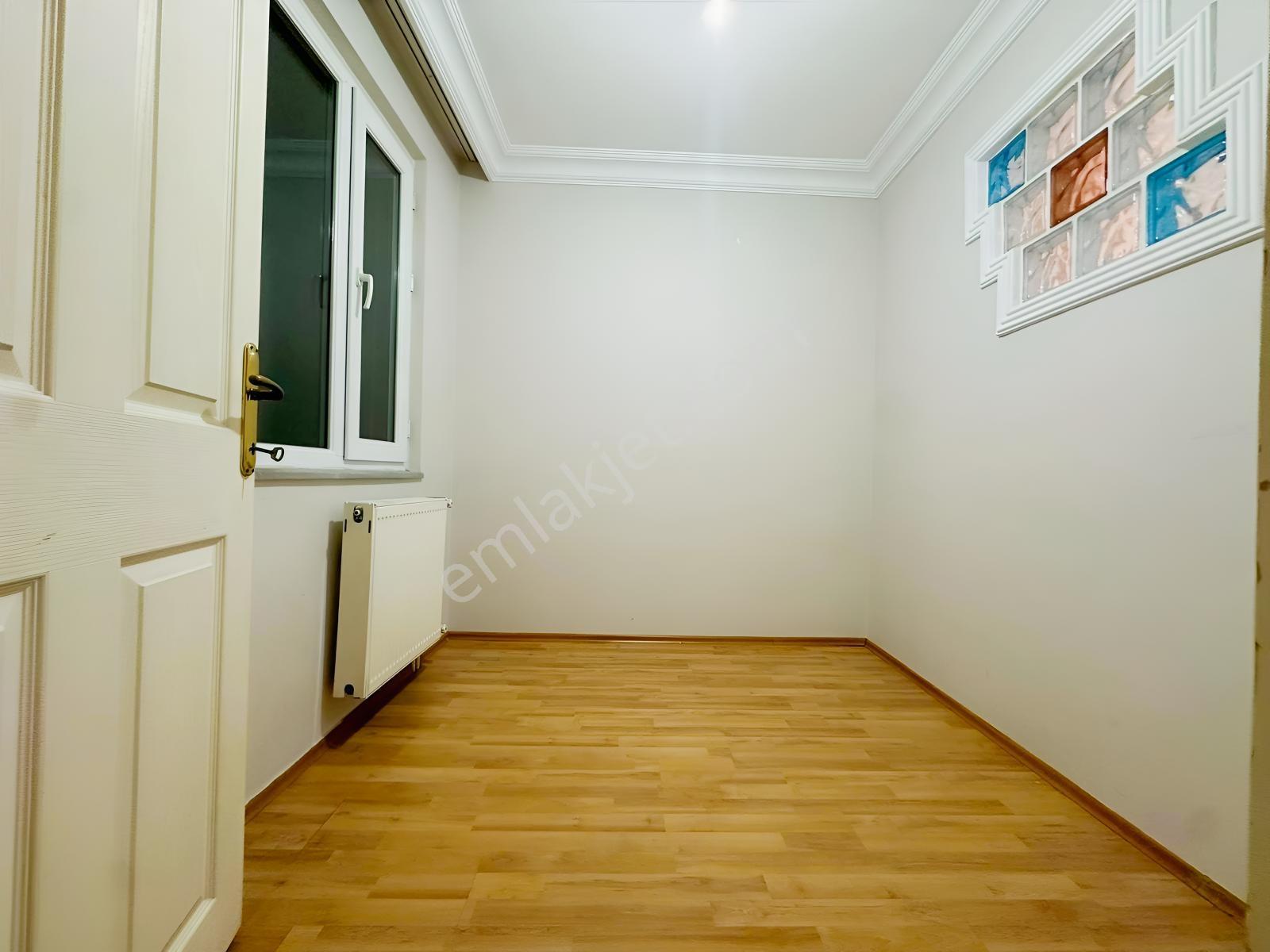 İsa Emlaktan Ş.evler Meydana Yürüme Mesafesinde 2+1 Ara Kat — fotoğraf 8