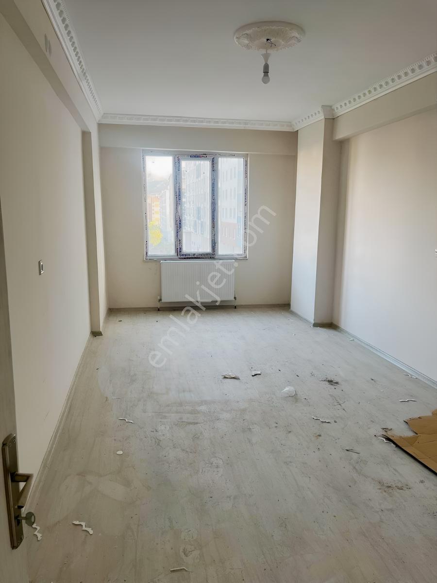 Bitlis Tatvan'Da Satılık 3+1 Daire — fotoğraf 7