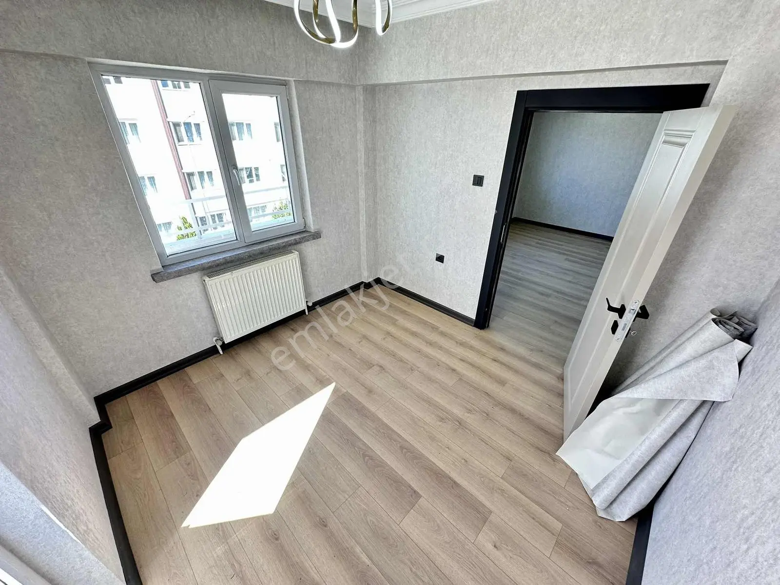 Ulukan'dn Selçuklu'da Ara Kat Full Yapılı L Balkon Ön Cephe 3+1 — fotoğraf 16