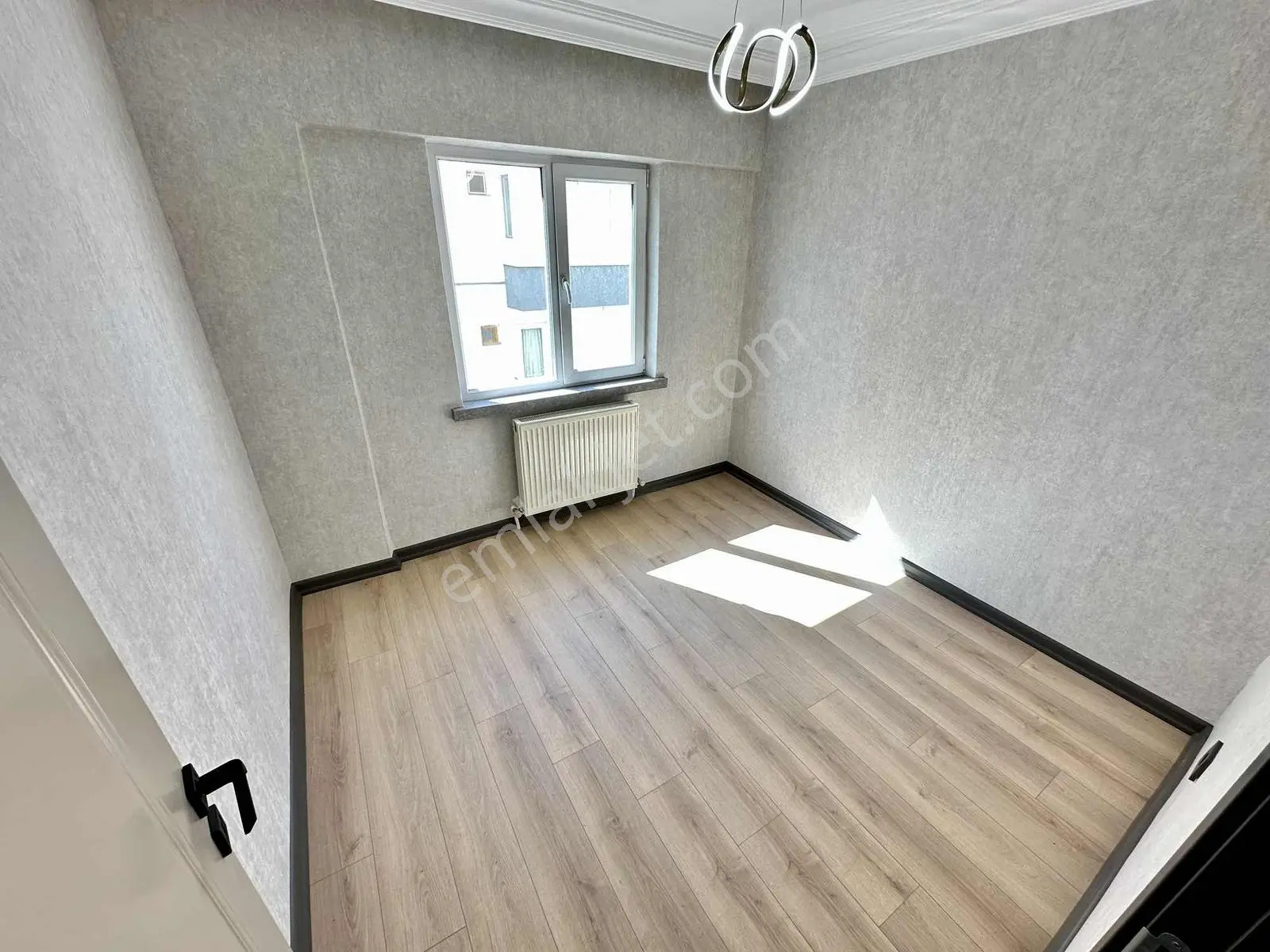 Ulukan'dn Selçuklu'da Ara Kat Full Yapılı L Balkon Ön Cephe 3+1 — fotoğraf 19