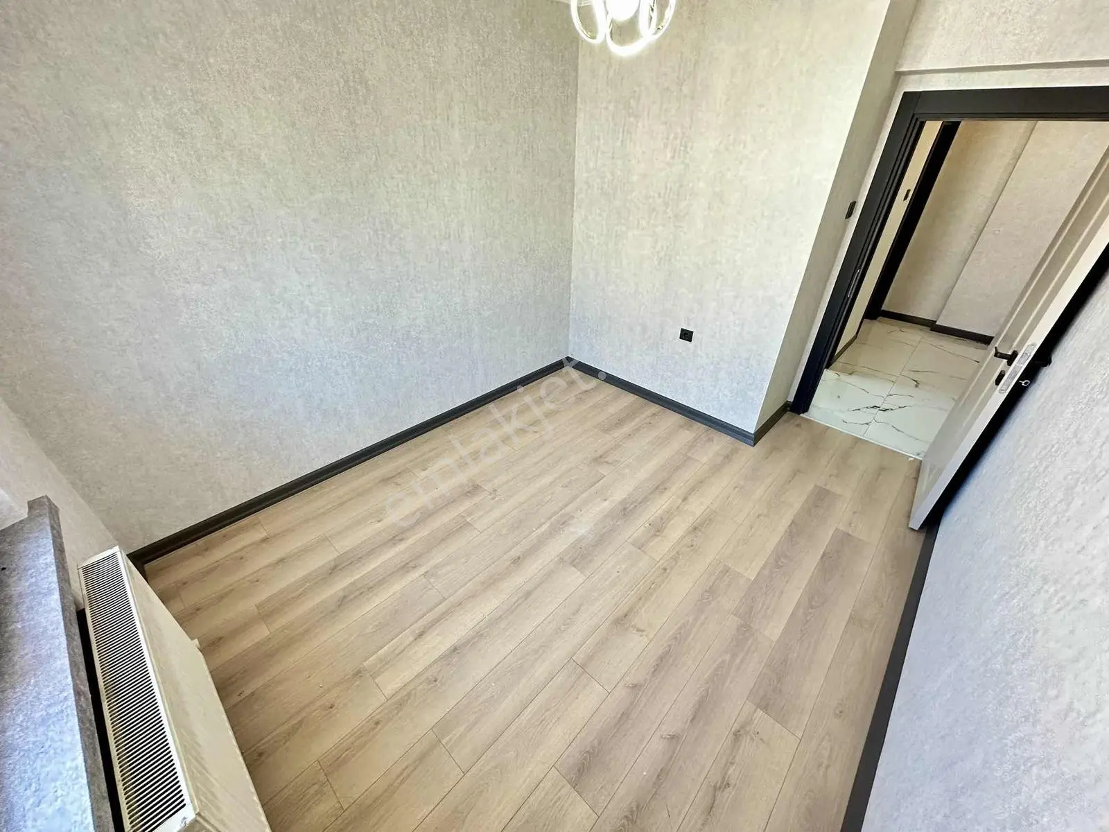 Ulukan'dn Selçuklu'da Ara Kat Full Yapılı L Balkon Ön Cephe 3+1 — fotoğraf 25