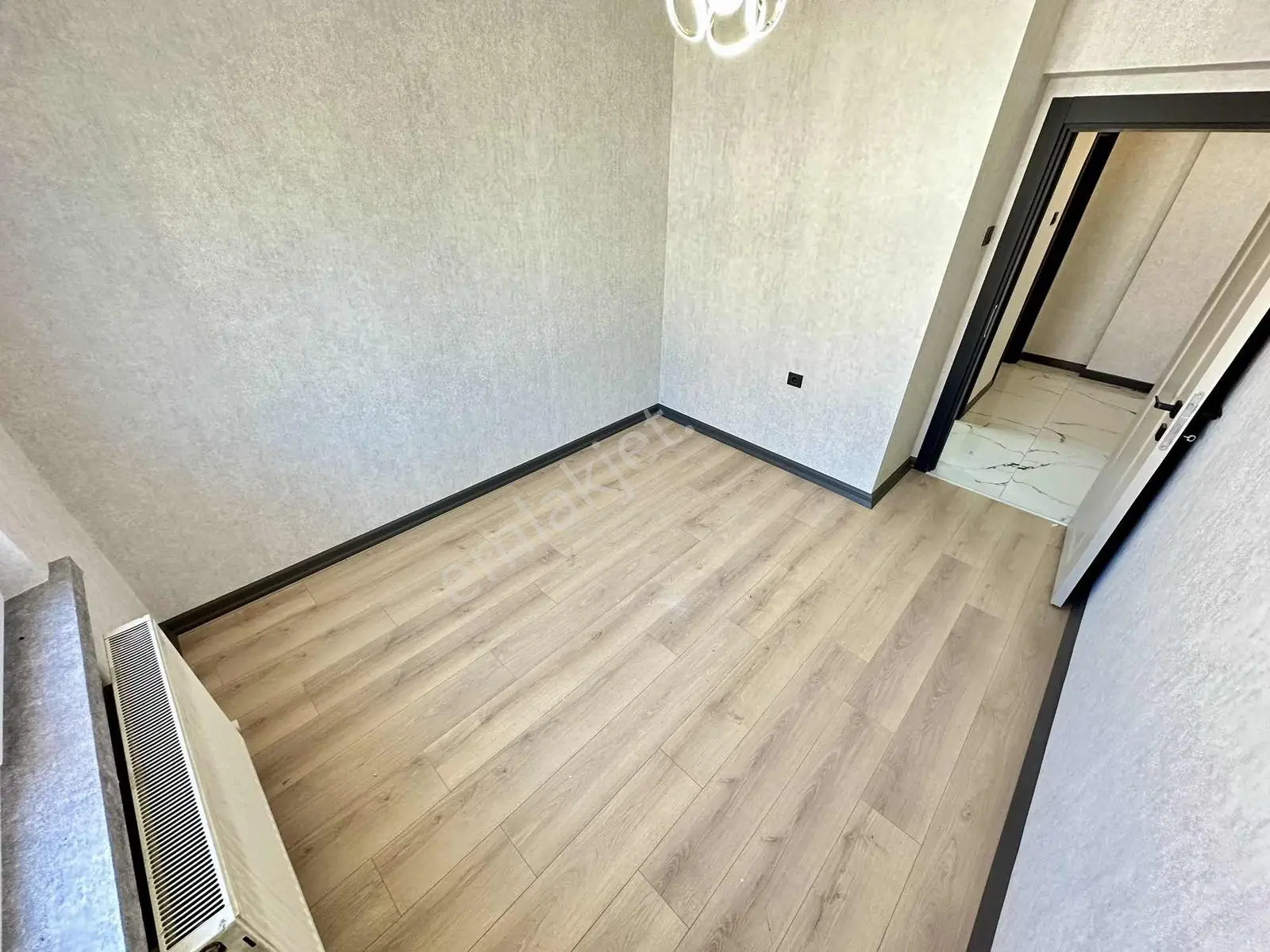 Ulukan'dn Selçuklu'da Ara Kat Full Yapılı L Balkon Ön Cephe 3+1 — fotoğraf 26
