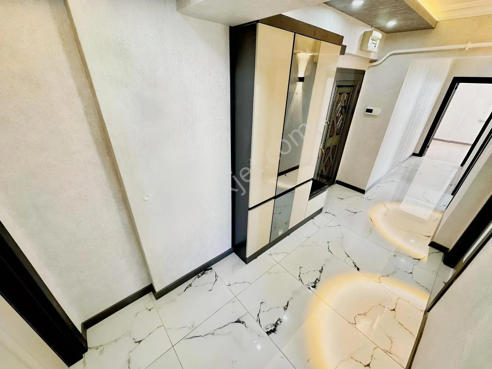 Ulukan'dn Selçuklu'da Ara Kat Full Yapılı L Balkon Ön Cephe 3+1 — fotoğraf 29
