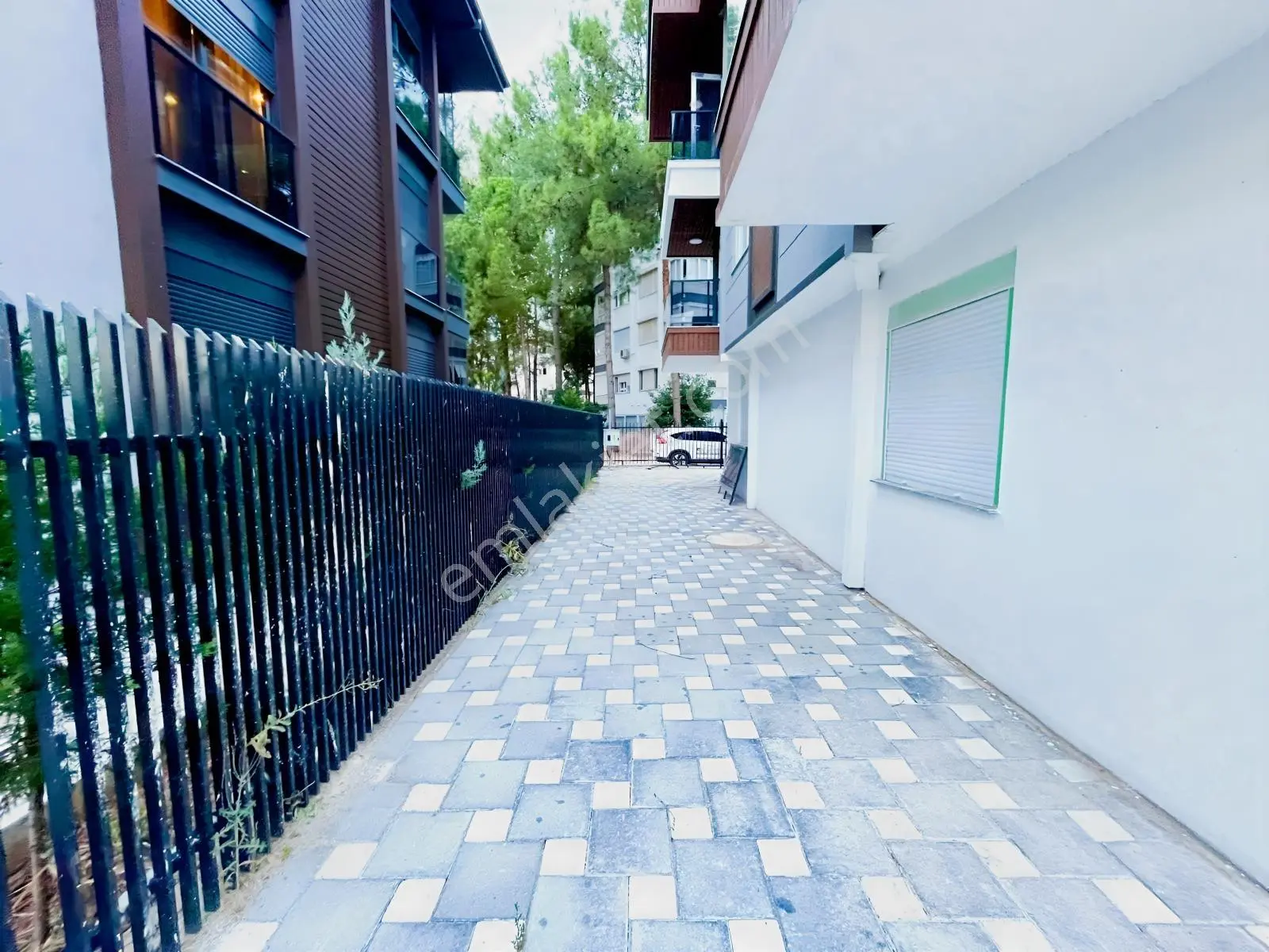 Döşemealtı Bahçeyaka Mh'de Satılık 2+1 70m² 1.kat Daire — fotoğraf 4