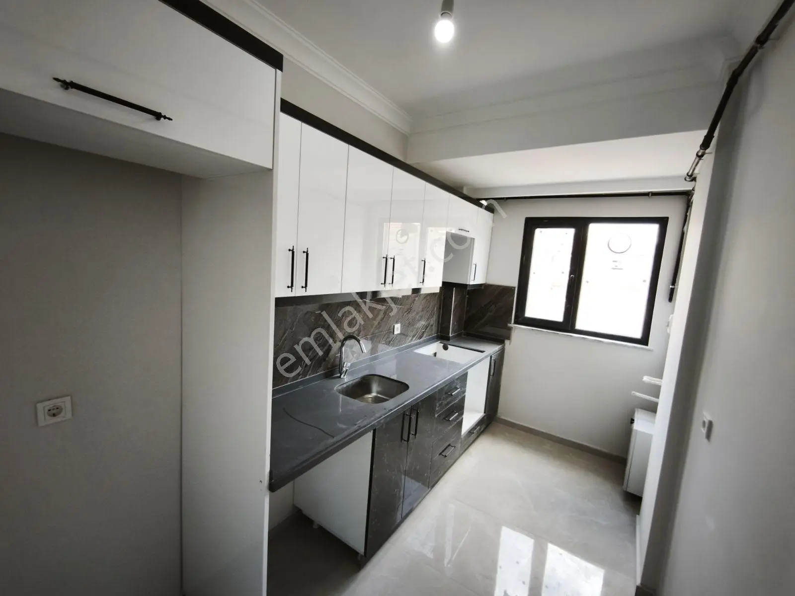 Sancaktepe 'de Metroya Yakın Satılık 2+1 Sıfır İskanlı Daire — fotoğraf 9