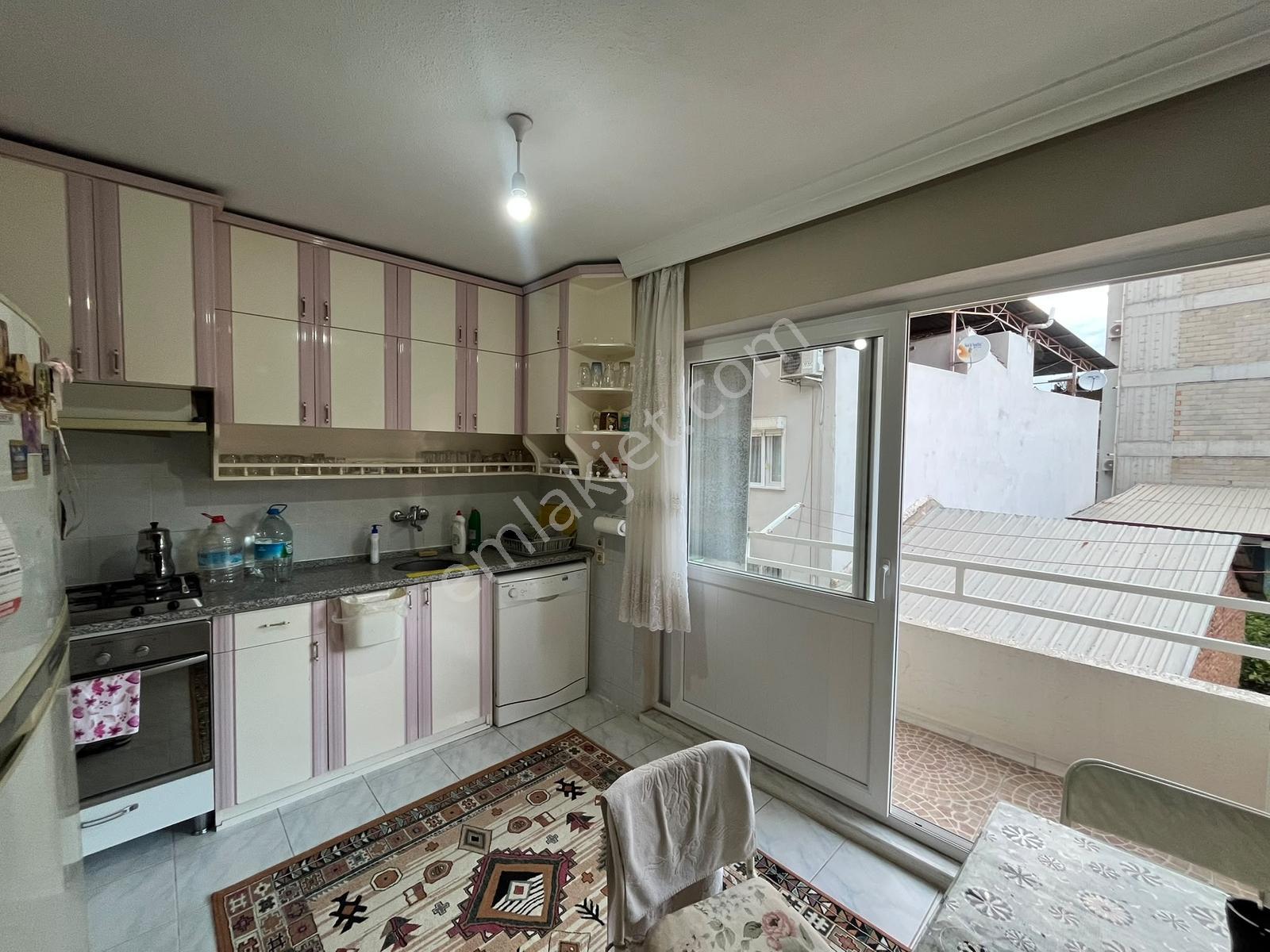 Şehir Merkezinde / Stadyum Mevkiinde Masrafsız 3+1 Kupon Daire — fotoğraf 2