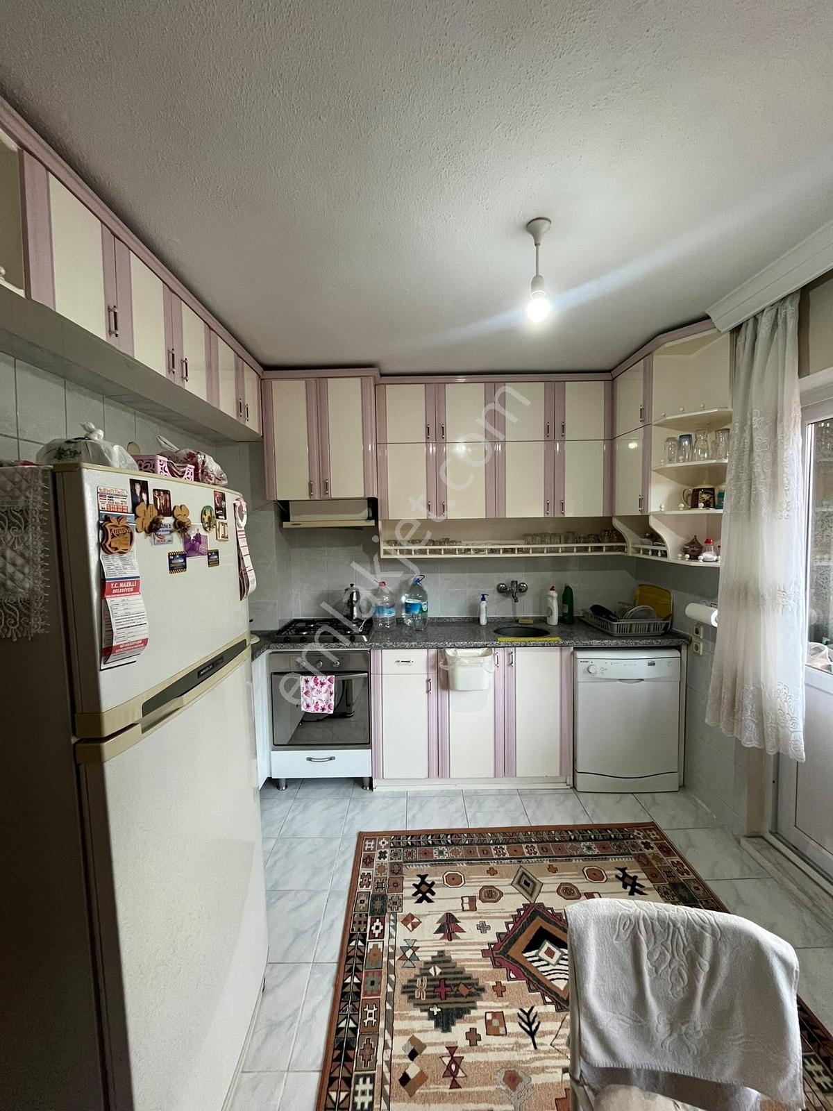 Şehir Merkezinde / Stadyum Mevkiinde Masrafsız 3+1 Kupon Daire — fotoğraf 4
