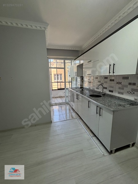 Şehrin Merkezinde, Hayat Hastanesi Yanı 1+1 Satılık ( Vakıfsız)
