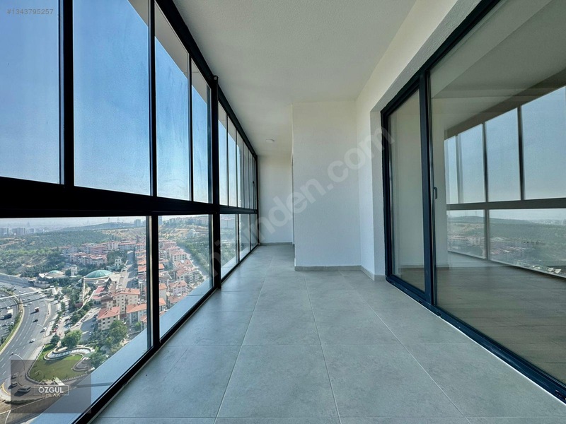 Özgül Emlaktan Lüx Sitede Manzaralı K.otoparklı Sıfır 4+1kiralık — fotoğraf 10
