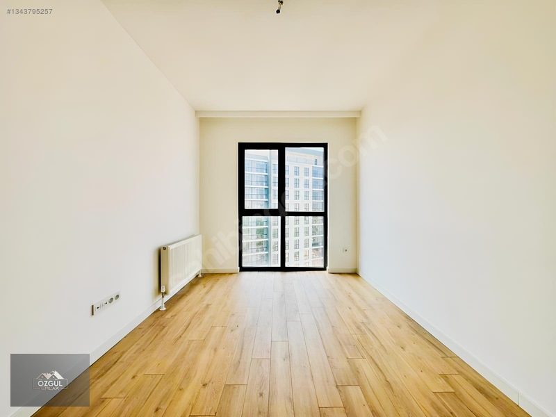Özgül Emlaktan Lüx Sitede Manzaralı K.otoparklı Sıfır 4+1kiralık — fotoğraf 18