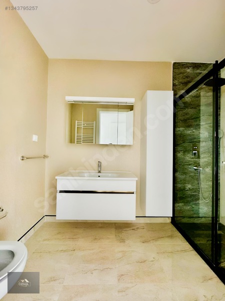Özgül Emlaktan Lüx Sitede Manzaralı K.otoparklı Sıfır 4+1kiralık — fotoğraf 26