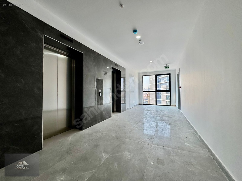 Özgül Emlaktan Lüx Sitede Manzaralı K.otoparklı Sıfır 4+1kiralık — fotoğraf 36
