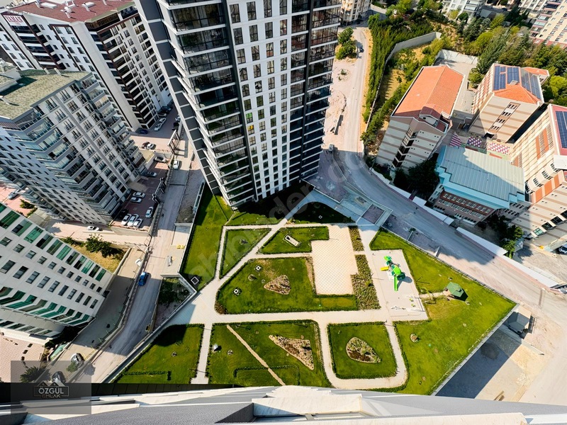 Özgül Emlaktan Lüx Sitede Manzaralı K.otoparklı Sıfır 4+1kiralık — fotoğraf 41