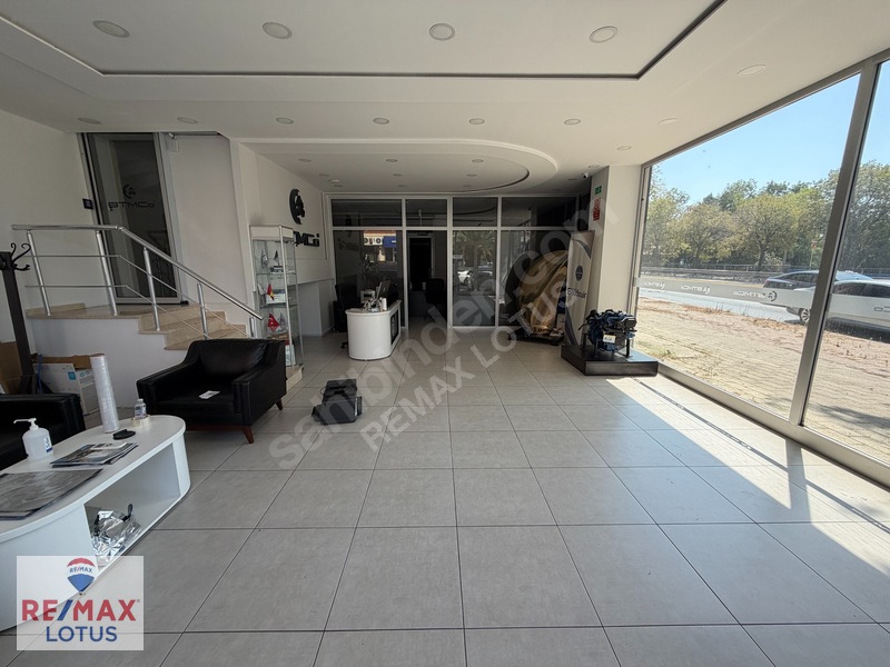 Güzelyalı Sahil Yolunda 959 M² Komple Satılık Bina — fotoğraf 3