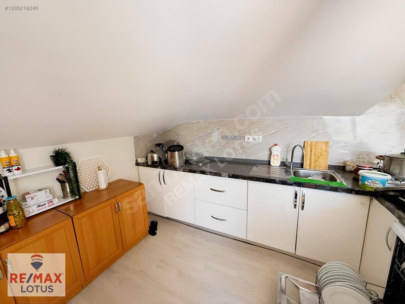 Güzelyalı Sahil Yolunda 959 M² Komple Satılık Bina — fotoğraf 5