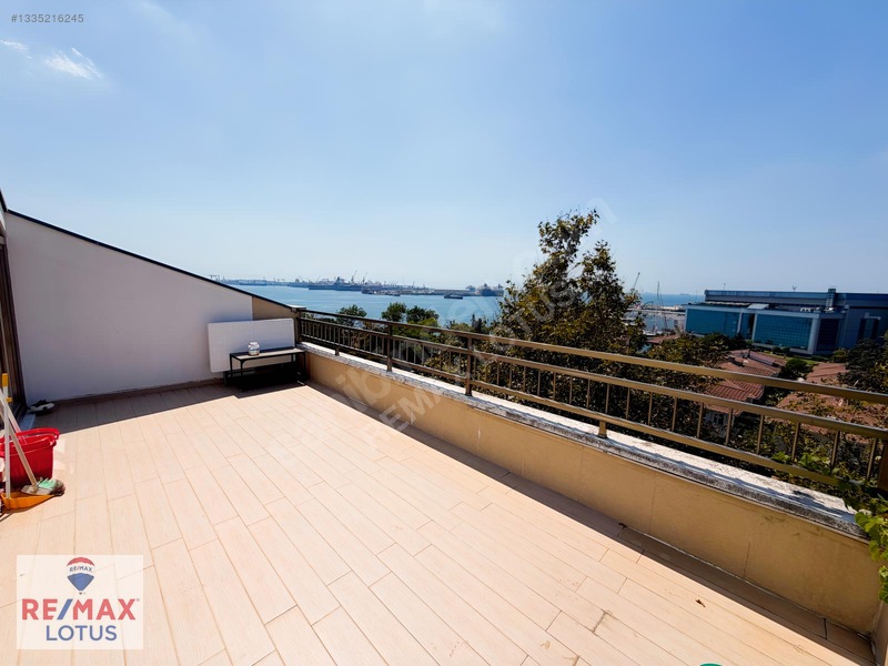 Güzelyalı Sahil Yolunda 959 M² Komple Satılık Bina — fotoğraf 8