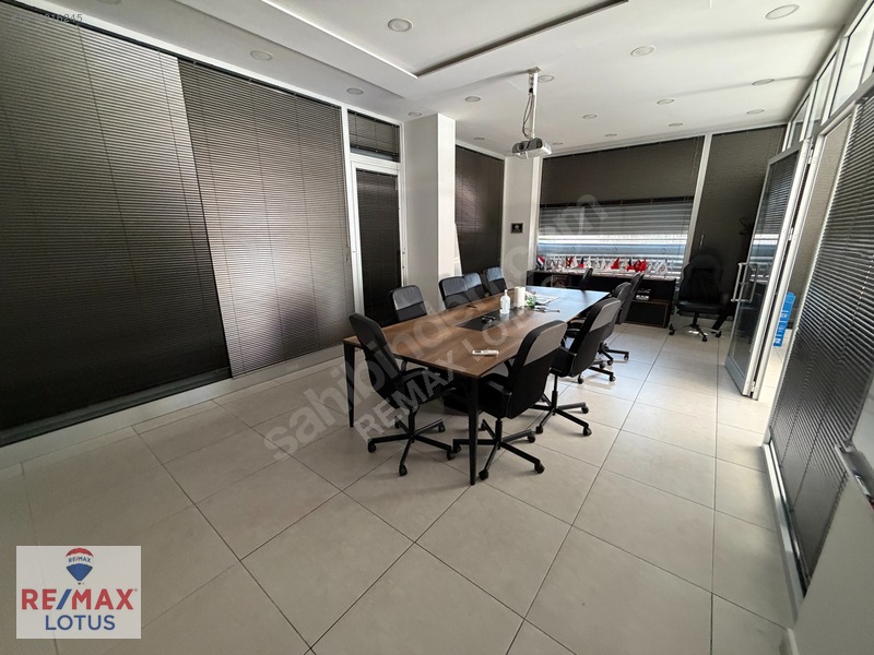 Güzelyalı Sahil Yolunda 959 M² Komple Satılık Bina — fotoğraf 53