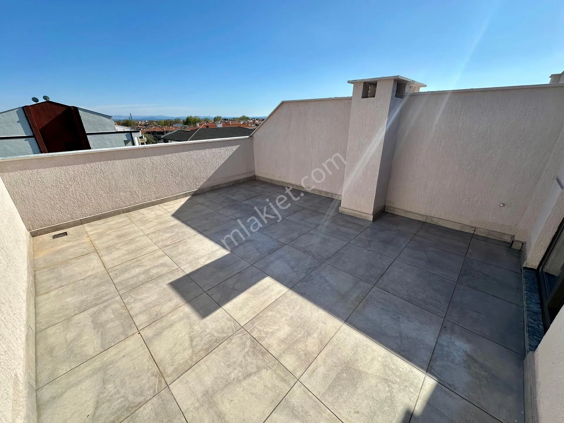Altınoluk Merkezde Satılık 3+1 Sıfır Villa — fotoğraf 26