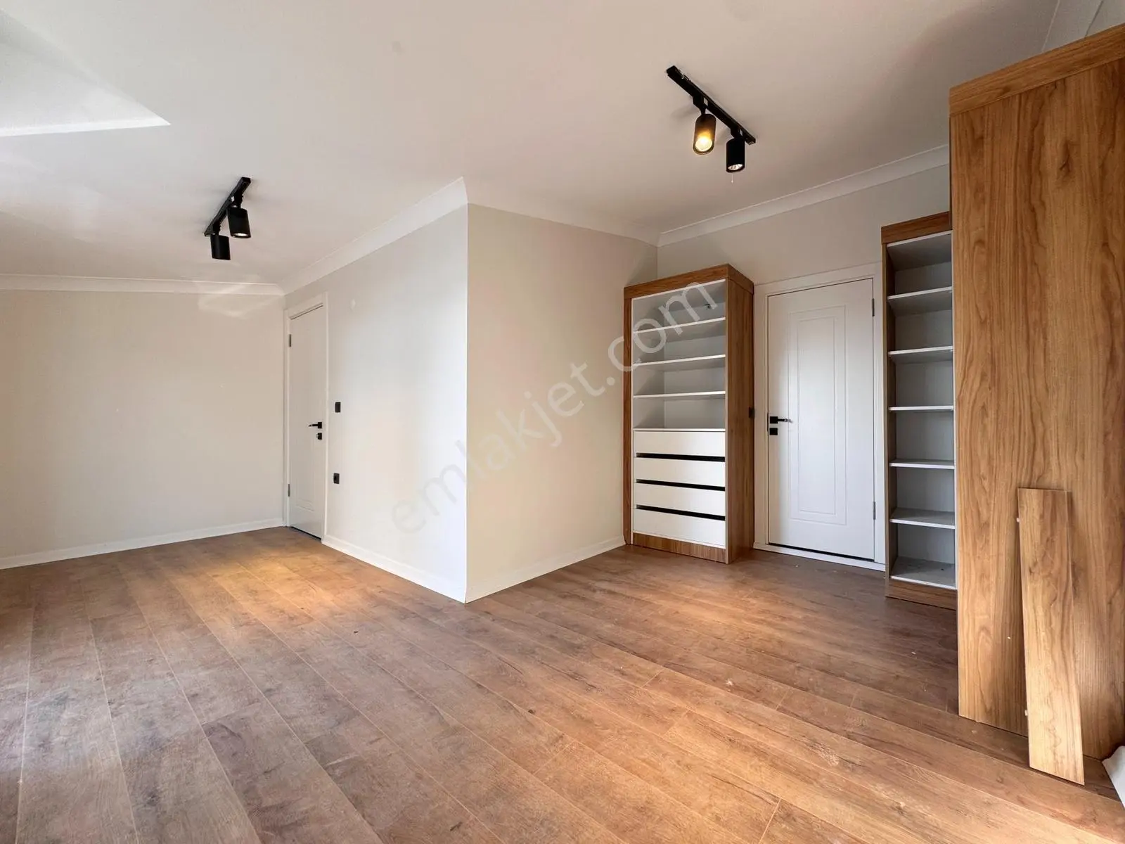 ▀ Yetkili Güç'ten Askeri Kamp Karşısı Denize 10 Adım Ultra Lüx 2+1 Dublex — fotoğraf 12