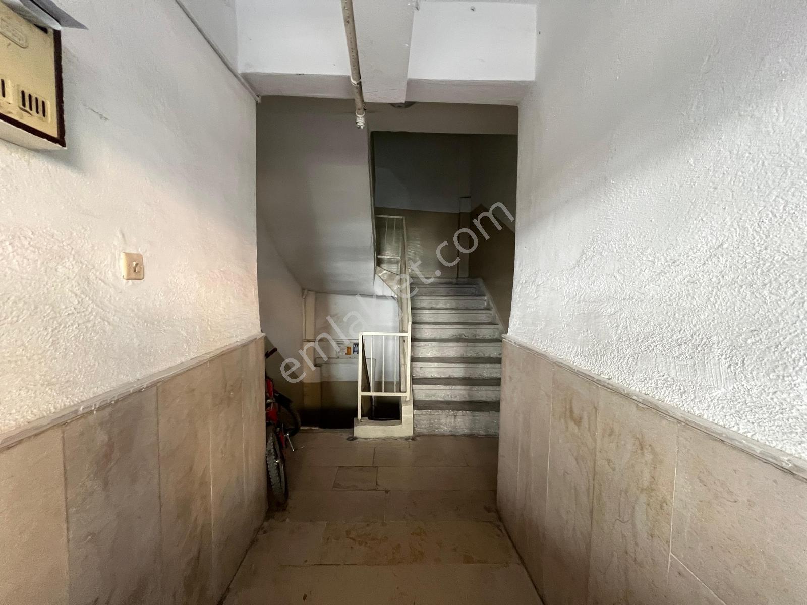 Bess'den Kurtuluş Mahallesinde Merkezi Konumda Satılık 3+1 Daire — fotoğraf 2