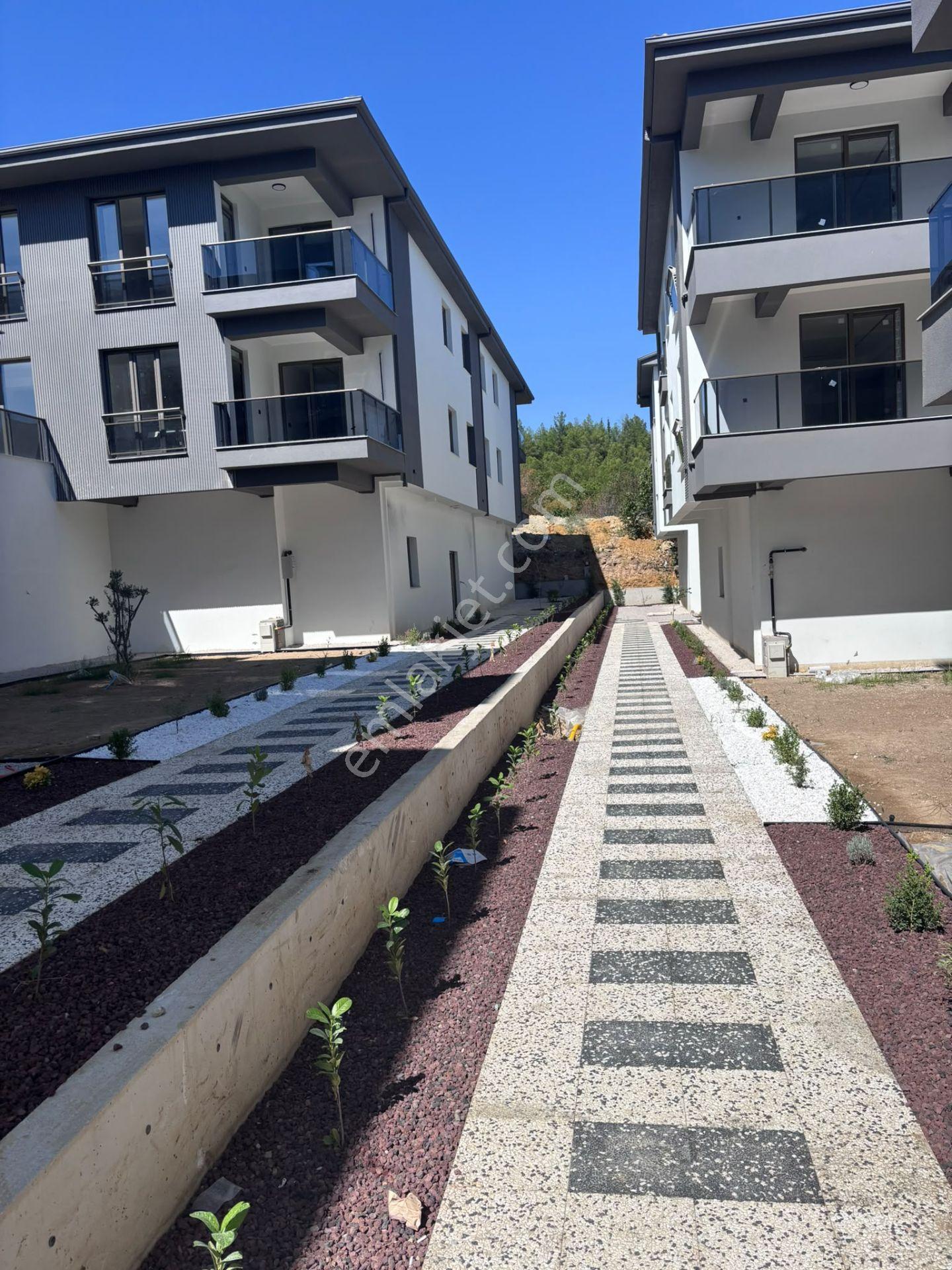 Şemikler'De 2+1 Modern Ve Sıfır Satılık Daire
