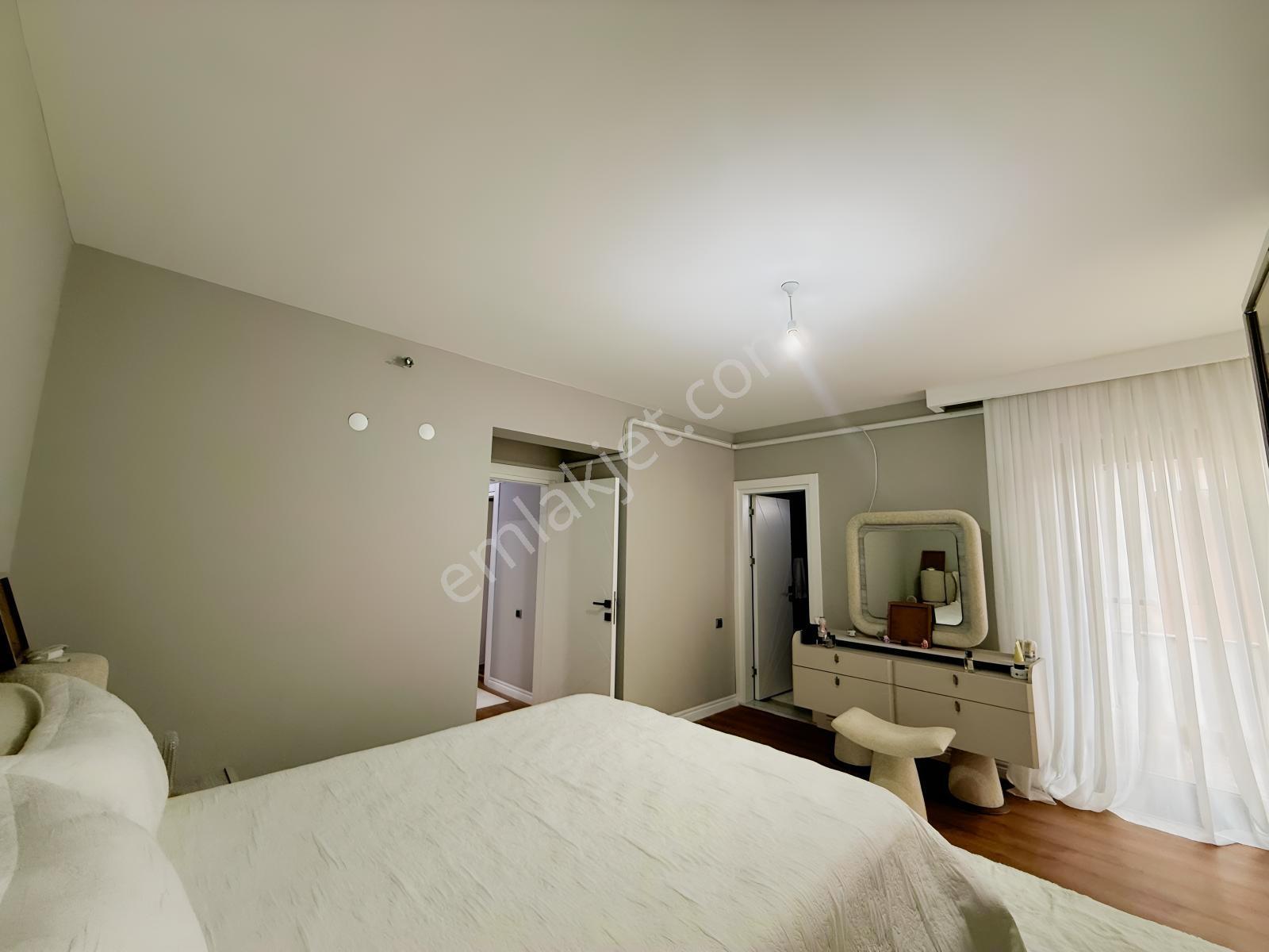 Eriklimanda Deniz Manzaralı, Ebeveyn Banyolu 145 M² Satılık 3+1 — fotoğraf 10