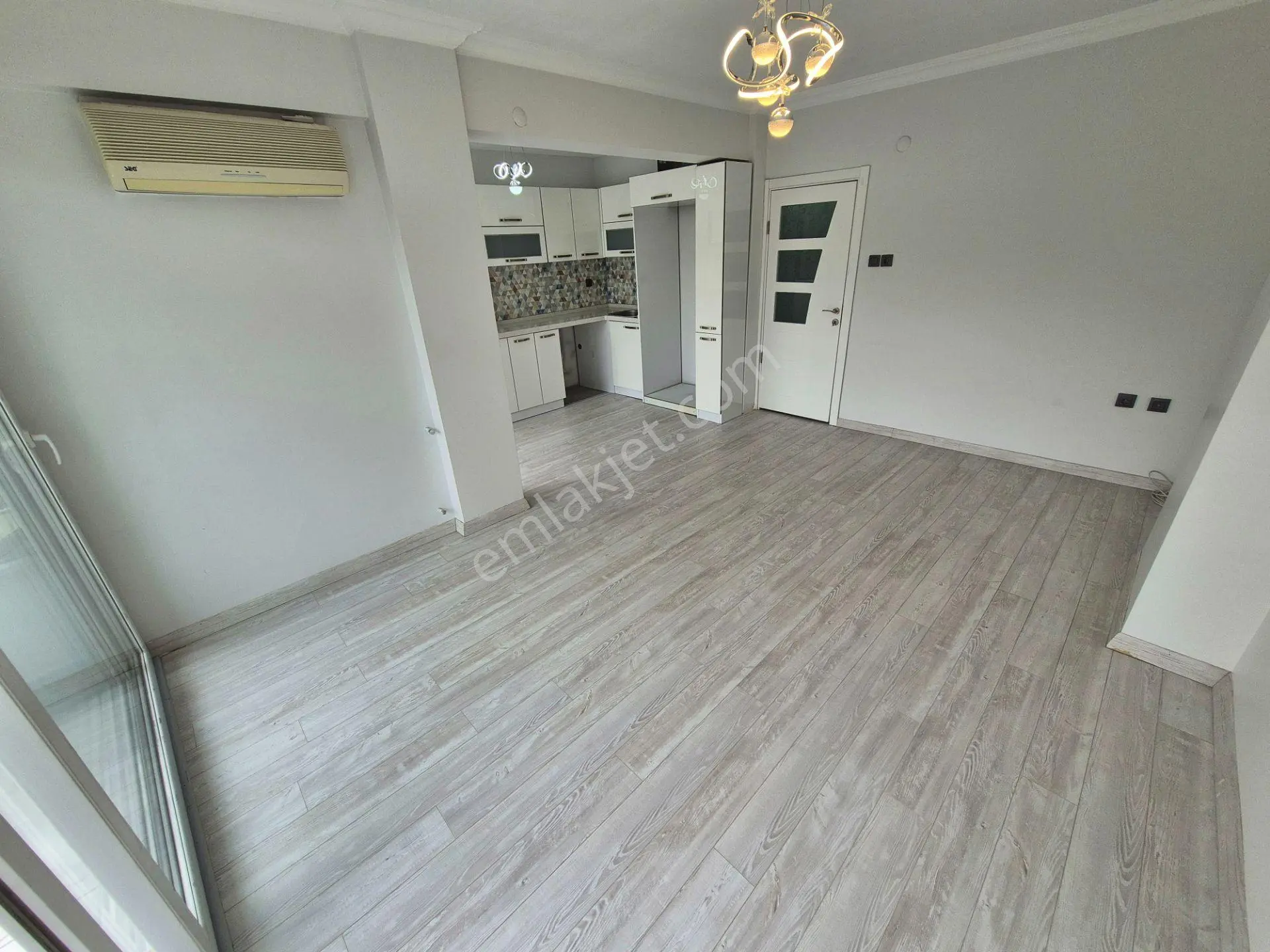 Aktif'ten Sarıkızda Satılık Manzaralı Arakat Full Yapılı Ferah 2+1daire — fotoğraf 8