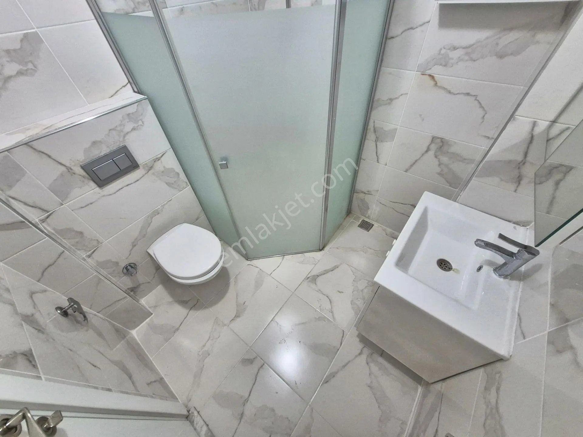 Aktif'ten Sarıkızda Satılık Manzaralı Arakat Full Yapılı Ferah 2+1daire — fotoğraf 18