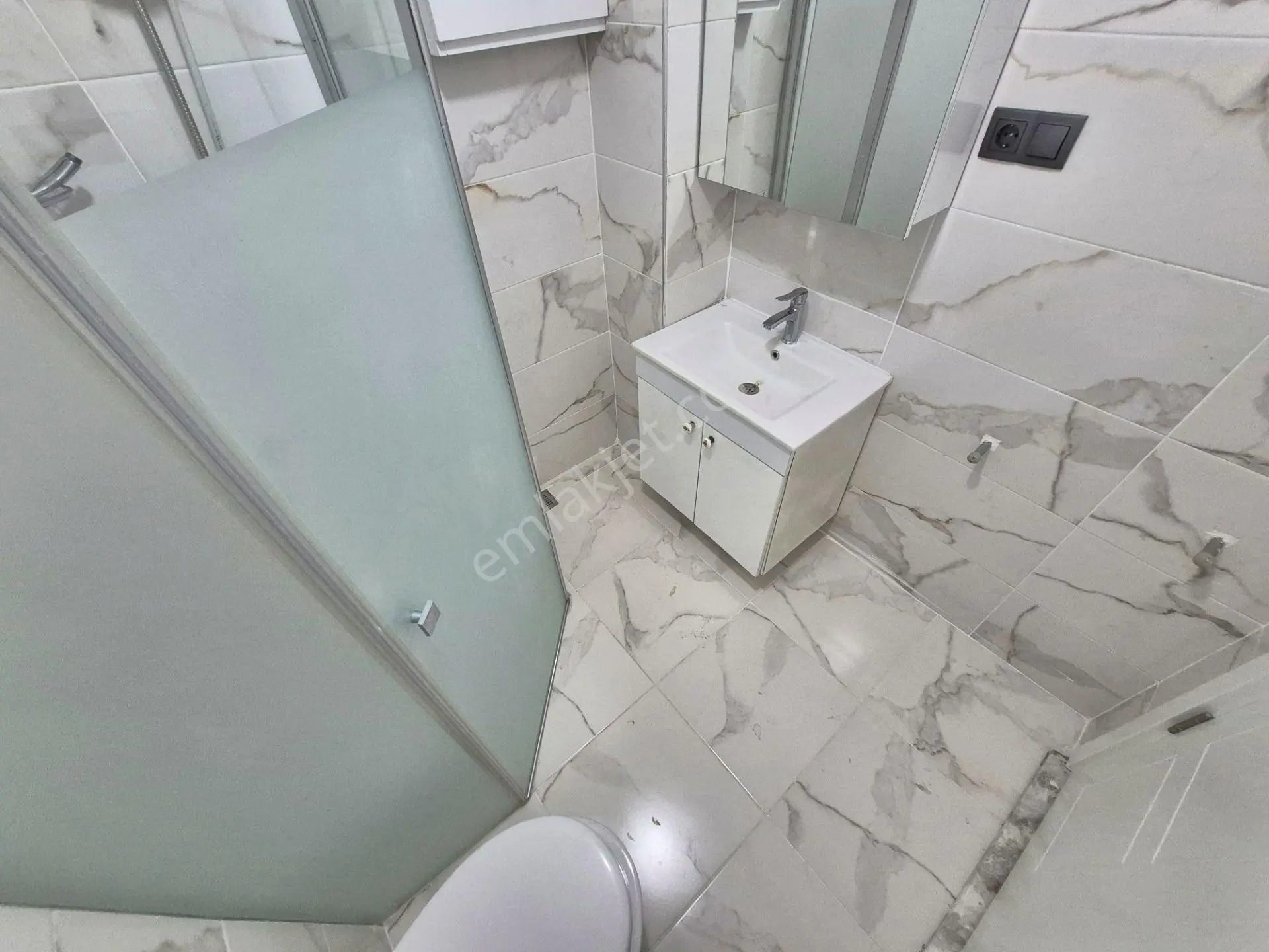 Aktif'ten Sarıkızda Satılık Manzaralı Arakat Full Yapılı Ferah 2+1daire — fotoğraf 20
