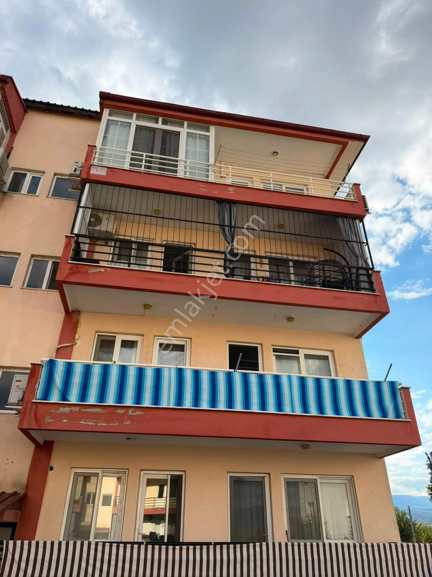 Nazilli Yeni Sanayi Mahallesi'Nde | Site İçinde | Masrafsız 3+1 Daire