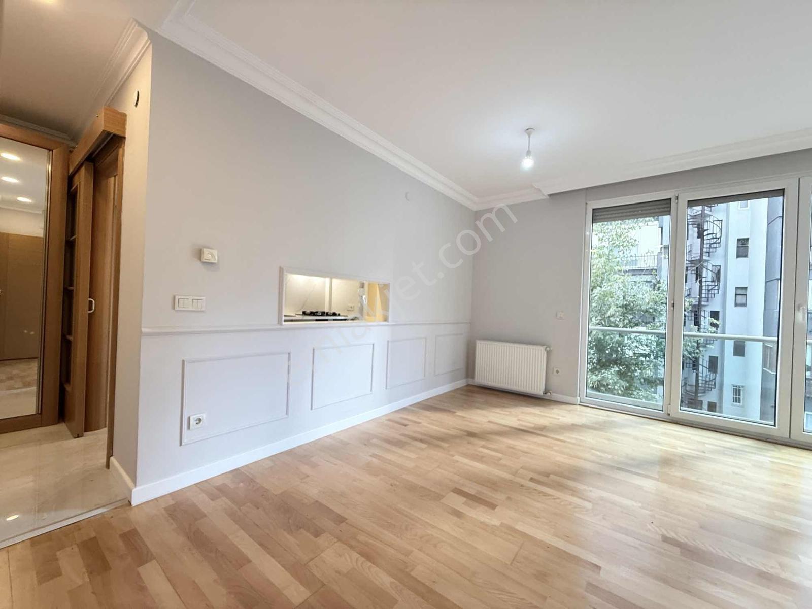 Suadiye'de Satılık 2+1 Boş Daire - 90m² -2 Balkonlu - Otoparklı — fotoğraf 4