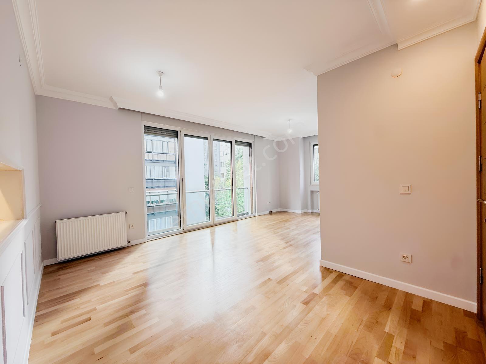 Suadiye'de Satılık 2+1 Boş Daire - 90m² -2 Balkonlu - Otoparklı — fotoğraf 6
